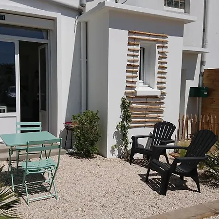 Nos Iles سان جان دي مونت