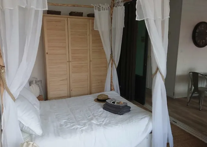 Nos Iles サン・ジャン·ド・モン