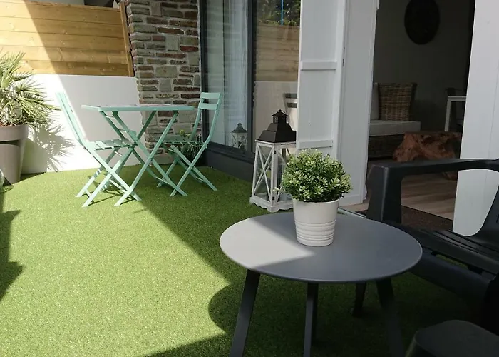 Nos Iles Holiday home