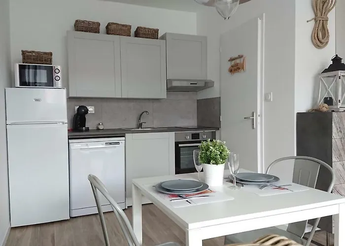 Nos Iles Holiday home