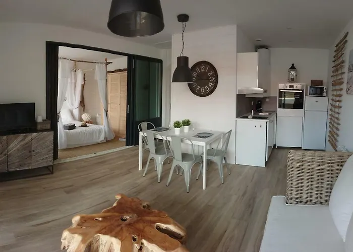 Nos Iles サン・ジャン·ド・モン